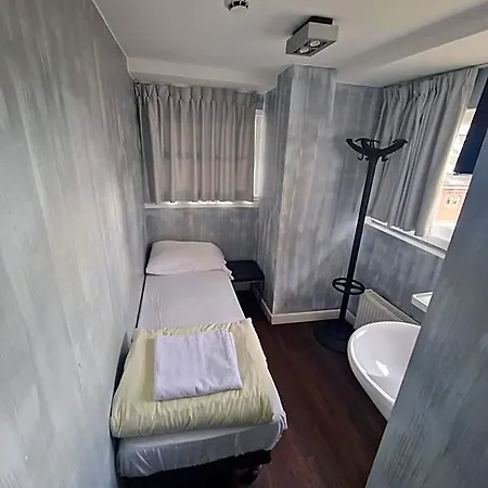 Hostel Amigo Budget *