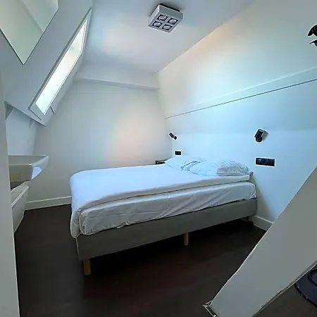 Amigo Budget Hostel *