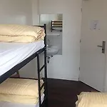 بيت شباب Amigo Budget *