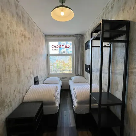 Amigo Budget Hostal
