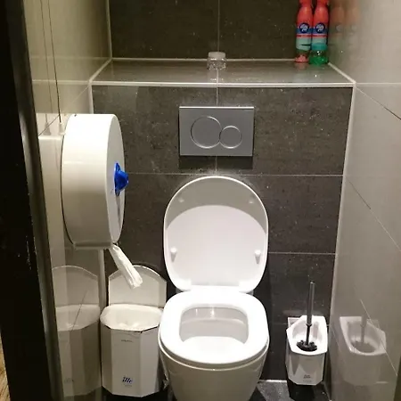 Amigo Budget Hostal *