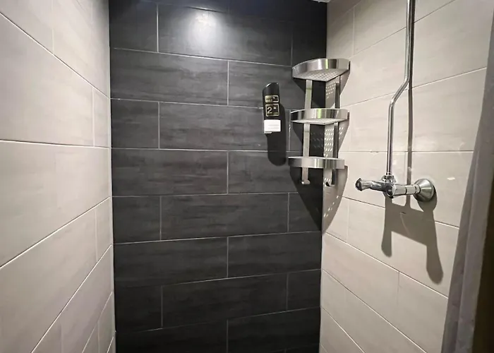 بيت شباب Amigo Budget